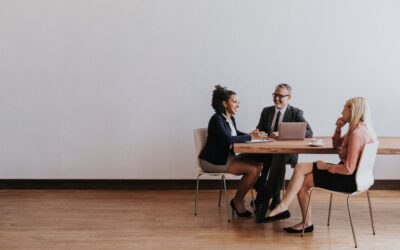 Firma electrónica en procesos internos: Optimizando RRHH, Compras y Compliance